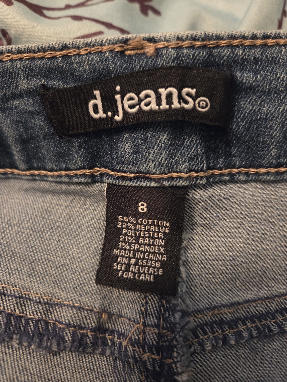 d. jeans Recycled Denim High Waist Jean Shorts NWT - Picture 10 of 11